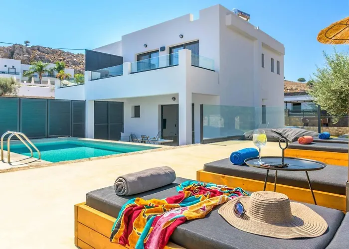 Villa Lambis Harmonia *